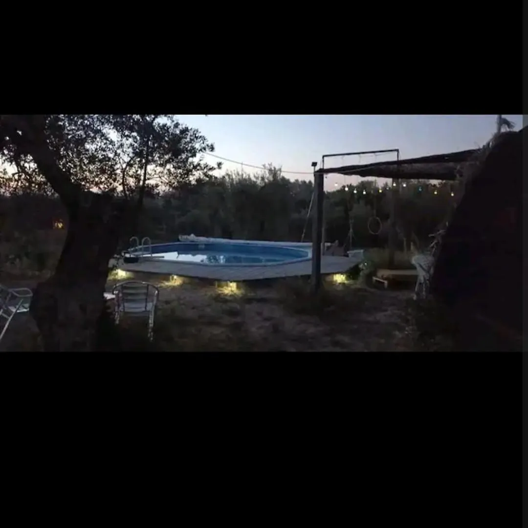 Tienda Acogedora Con Piscina 