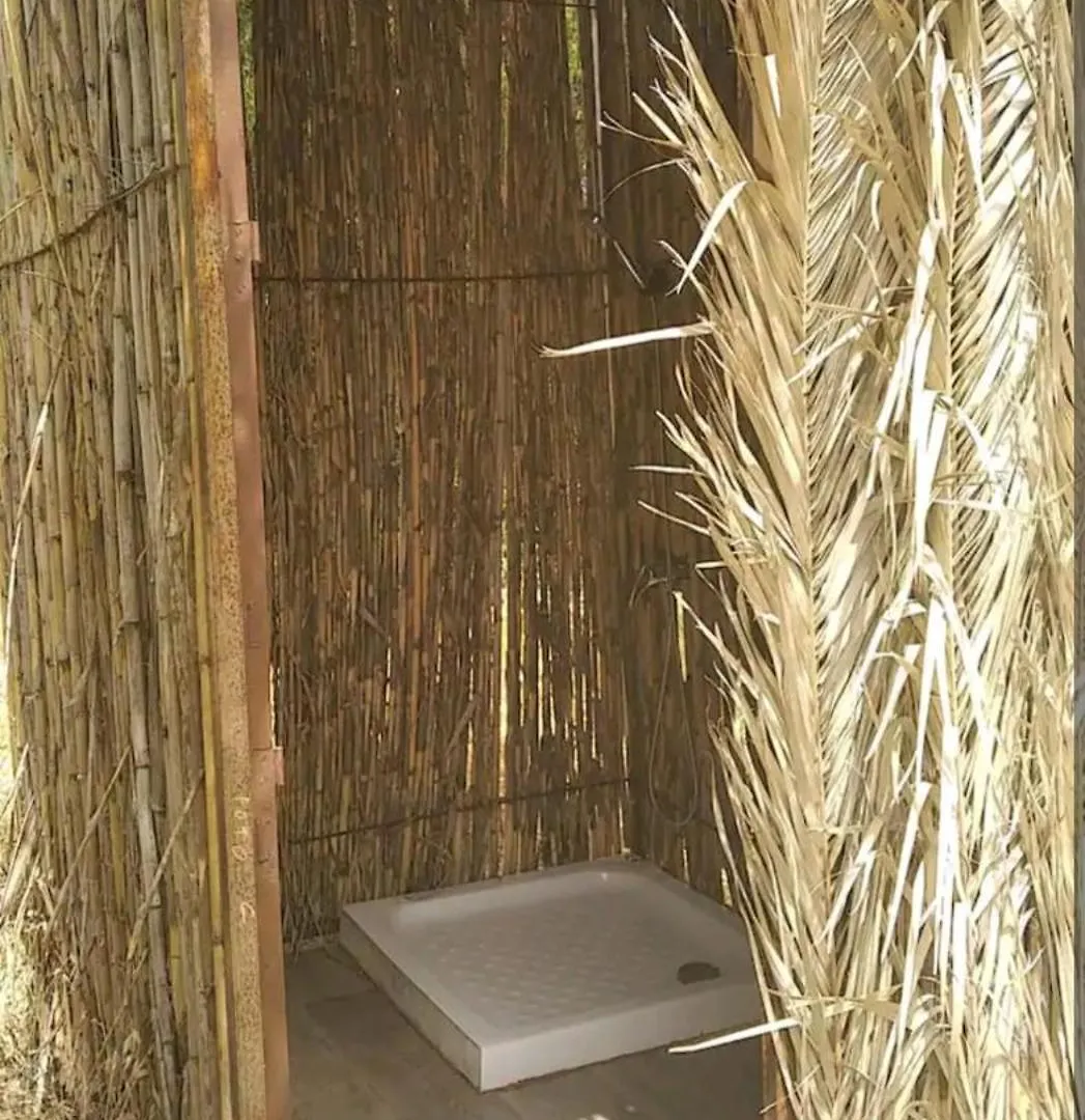Tienda Acogedora Con Piscina 